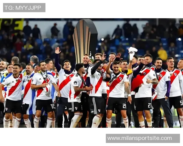 埃斯特旺大腿离队后依然助力帕尔梅拉斯晋级解放者杯决赛 埃斯特旺大腿离队后依然助力帕尔梅拉斯晋级解放者杯决赛