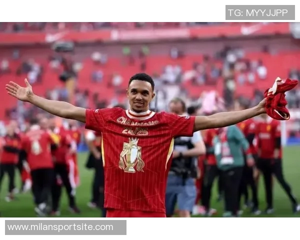 基恩批评利物浦球迷嘘阿诺德称其沉默是最大优点 基恩批评利物浦球迷嘘阿诺德称其沉默是最大优点