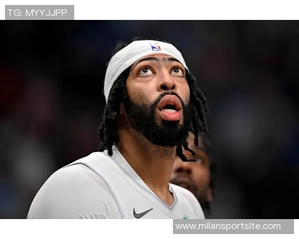 独行侠探讨浓眉交易可能性合同3年总值17537亿引发关注